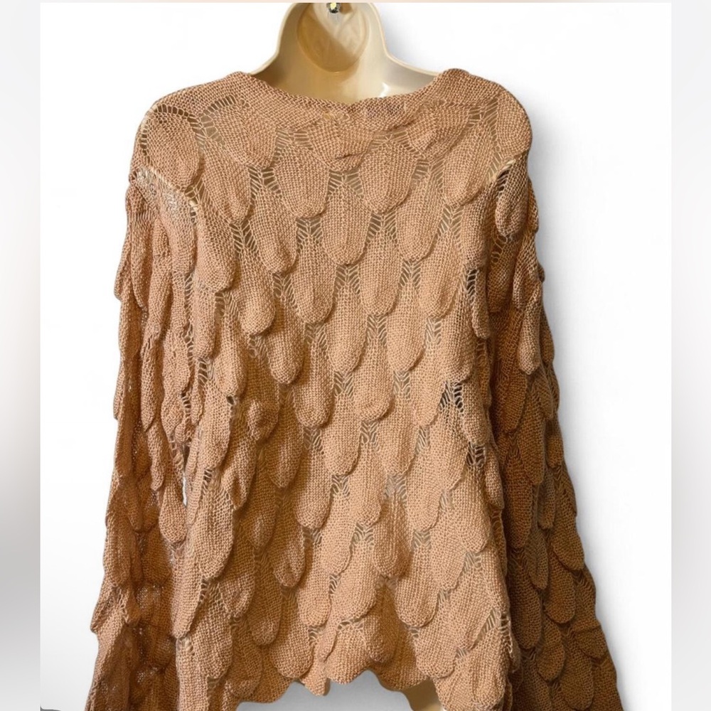 Lightweight Fish Scale Sweater‎ - Picture 3 of 15